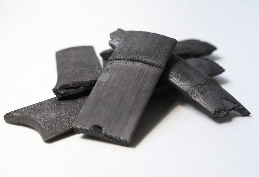 炭づくり ディーセント・ファーム かしわら